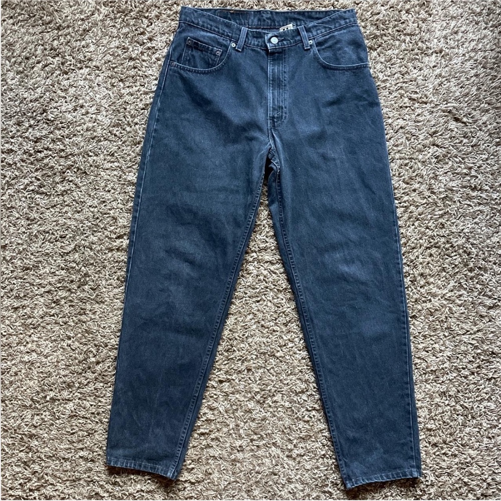 Vintage Levi’s 560 Red Tab Loose Fit Tapered Leg Jeans
